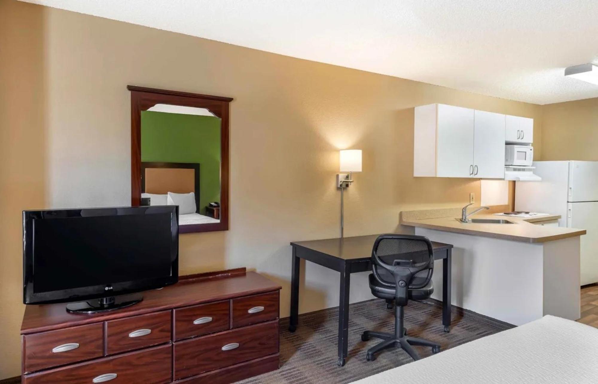 Relax Suites Extended Stay - لا ميرادا المظهر الخارجي الصورة