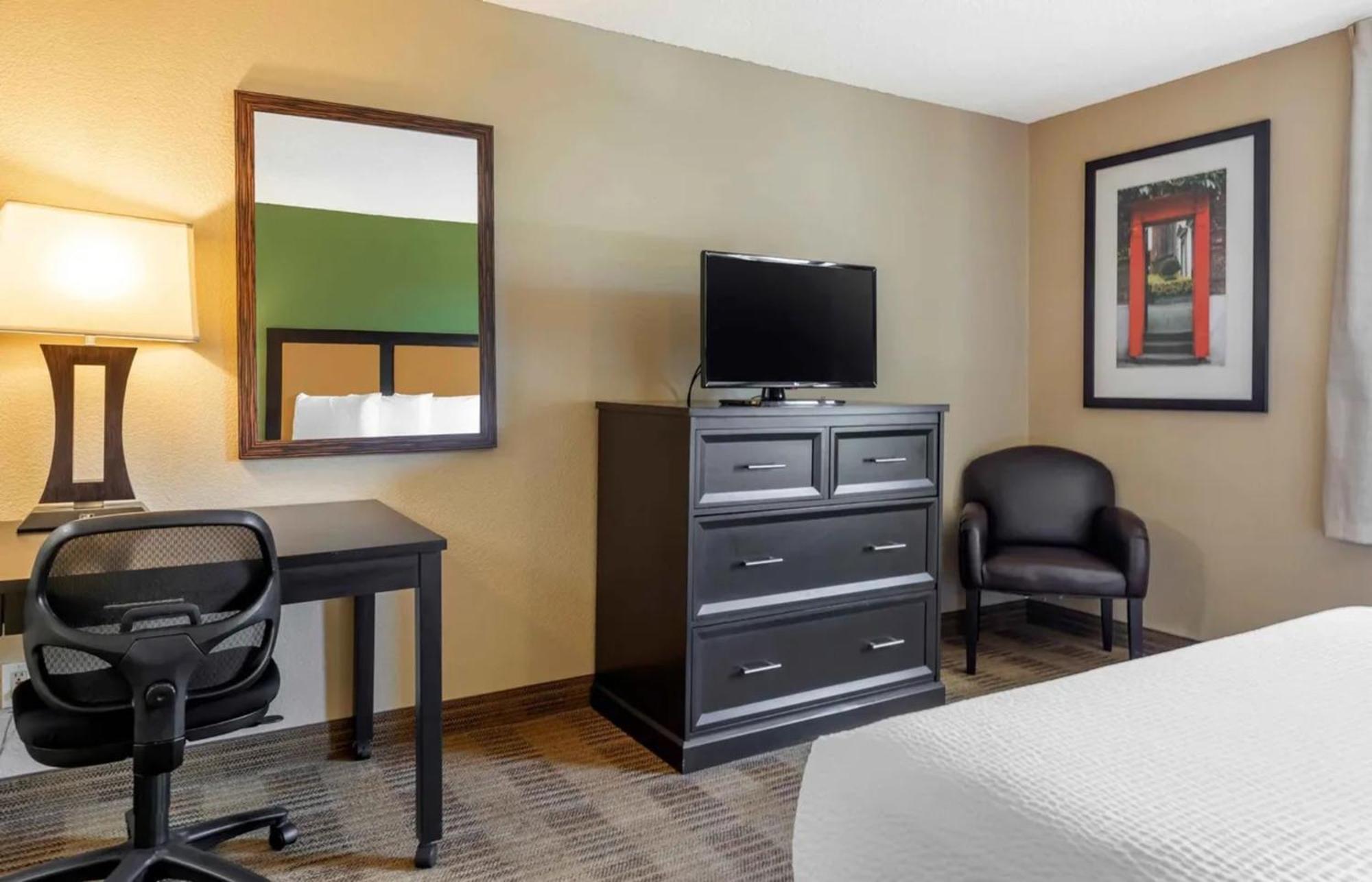 Relax Suites Extended Stay - لا ميرادا المظهر الخارجي الصورة