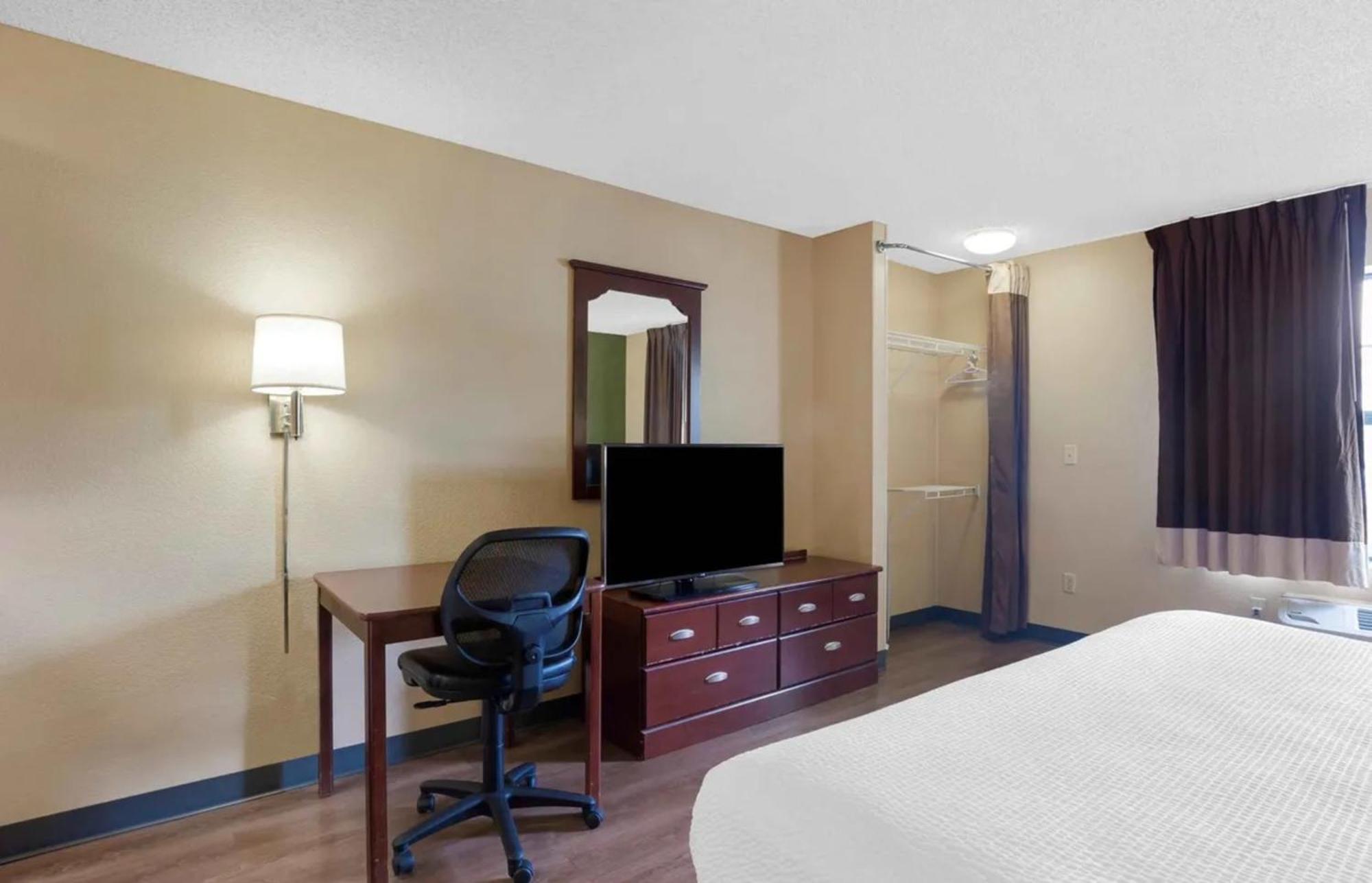 Relax Suites Extended Stay - لا ميرادا المظهر الخارجي الصورة