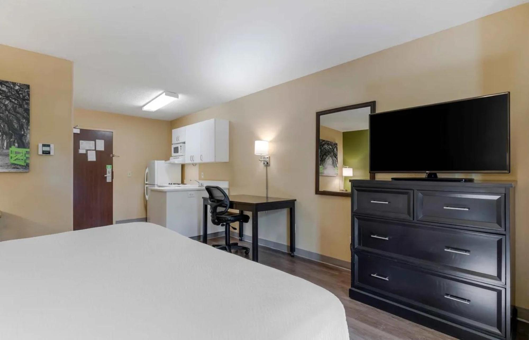 Relax Suites Extended Stay - لا ميرادا المظهر الخارجي الصورة
